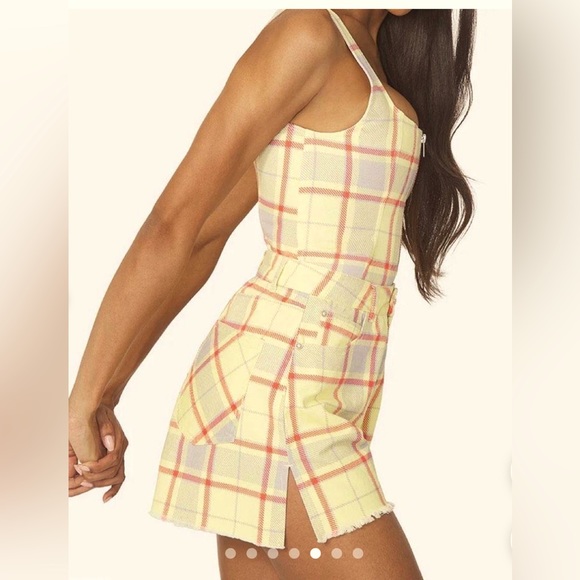 NWT WeWoreWhat Yellow Orange Gray‎ Plaid Boyfriend Short Slit Size 26 - Picture 1 of 9